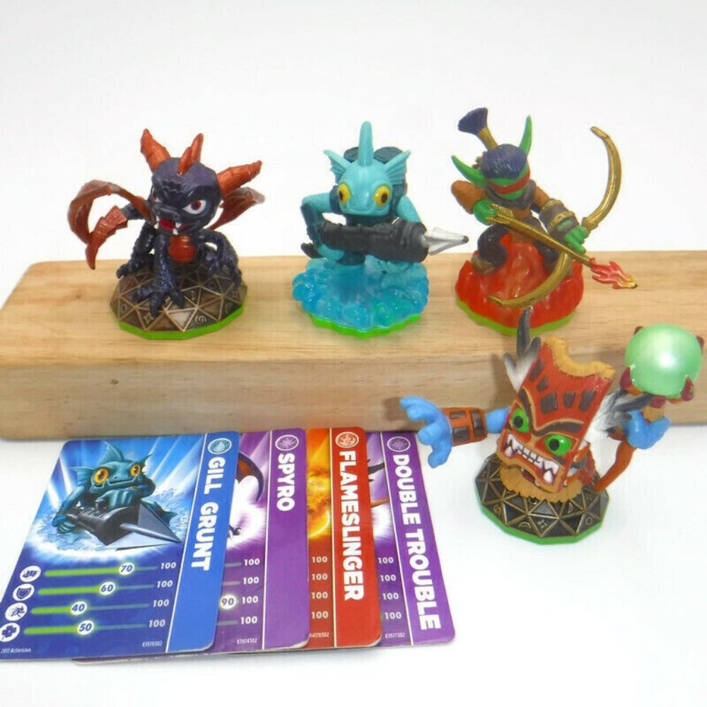 Skylanders Spyro's Adventure Double Trouble Flameslinger Gill Grunt Figures Card